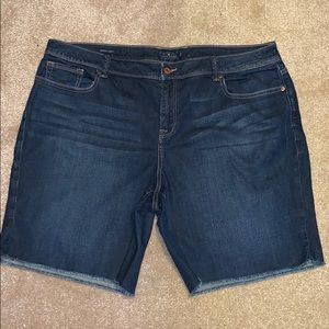 Lucky Brand Shorts Sz 20